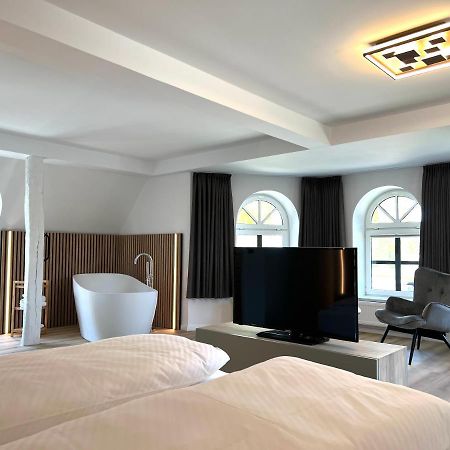 Hotel Alte Fischerkate Modlich エクステリア 写真