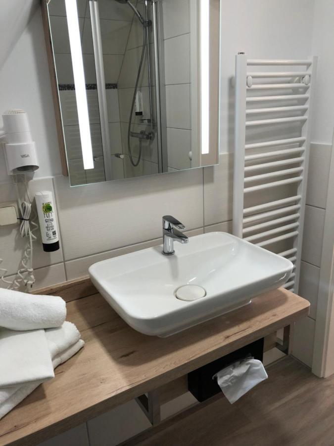 Hotel Alte Fischerkate Modlich エクステリア 写真