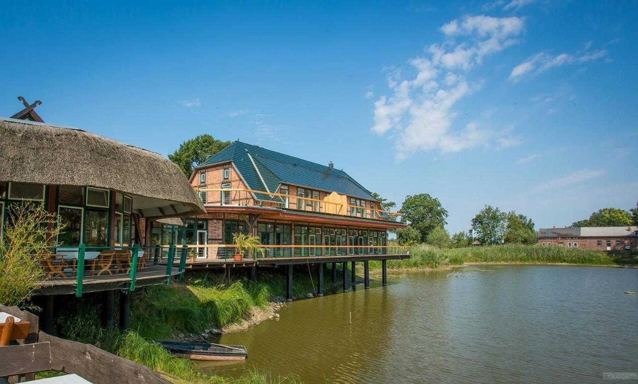 Hotel Alte Fischerkate Modlich エクステリア 写真
