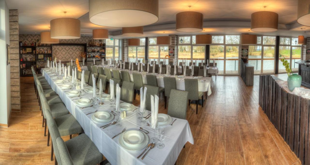 Hotel Alte Fischerkate Modlich エクステリア 写真