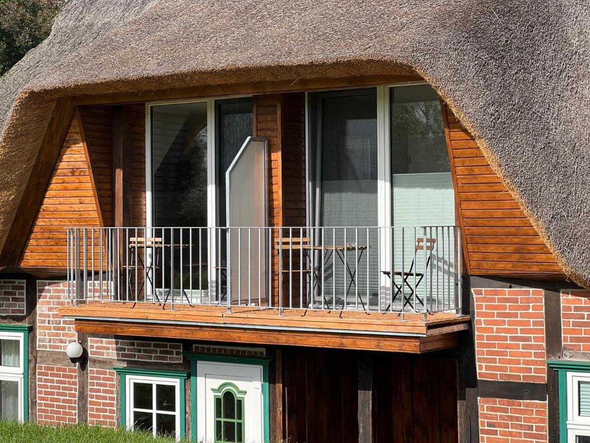 Hotel Alte Fischerkate Modlich エクステリア 写真