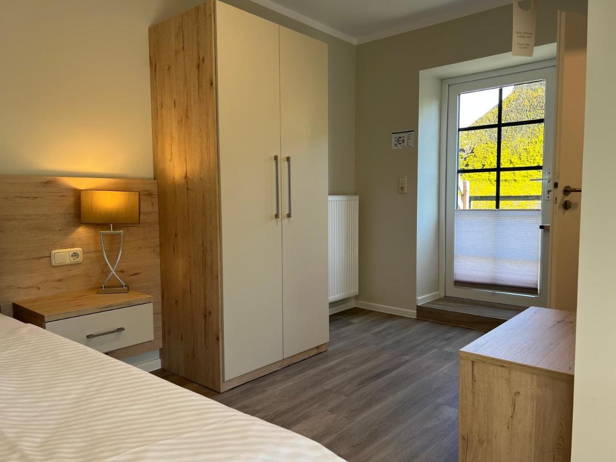 Hotel Alte Fischerkate Modlich エクステリア 写真